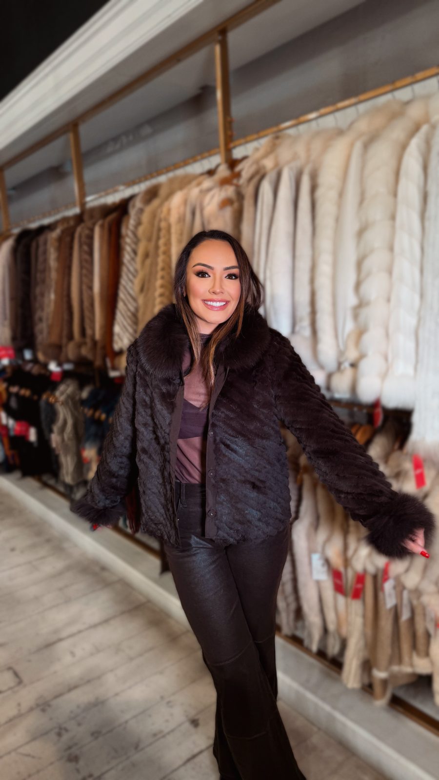 CHAQUETA REVERSIBLE CONEJO CORTA