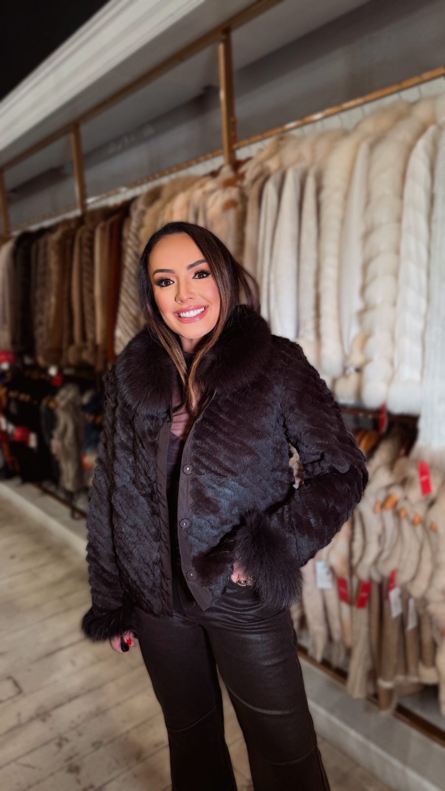 CHAQUETA REVERSIBLE CONEJO CORTA